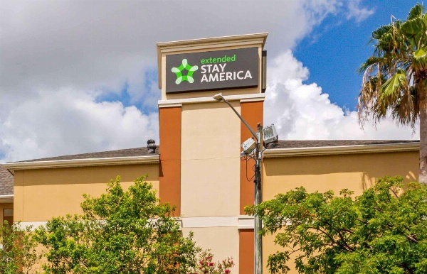 Extended Stay America Suites - Fort Lauderdale - Cypress Creek - Andrews Ave. image 2